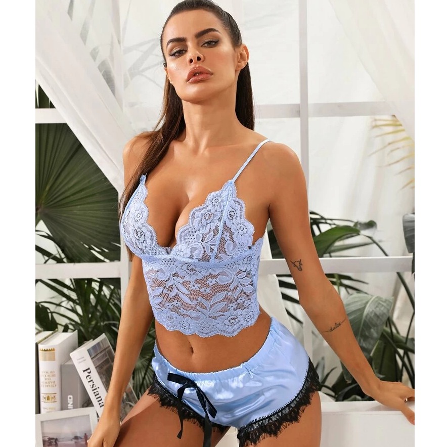 Floral lace lingerie set