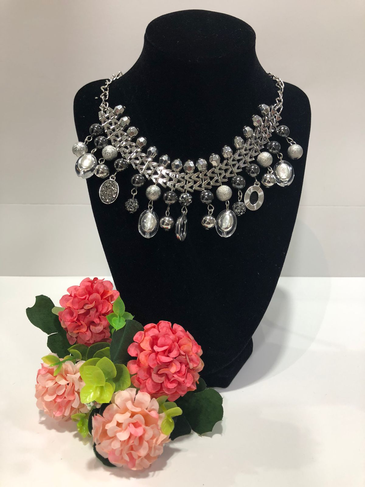 COLLAR DE DAMA